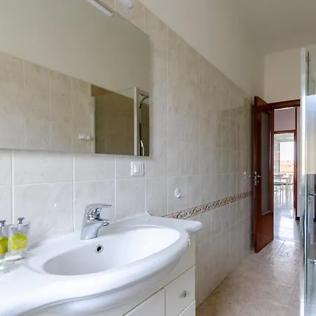 Joivy Family Flat Terrace & Parking Near Apartamento