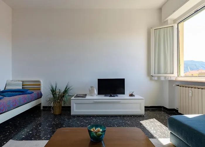 아파트 Joivy Family Flat Terrace & Parking Near 세스트리레반떼